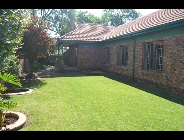 3 BEDROOM PROPERTY TO RENT IN PETERSFIELD